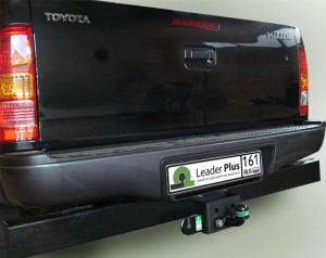 Фаркоп на Toyota Hilux (4WD) (N2) с задним силовым бампером (2008-2015) (Лидер-Плюс T114-F)