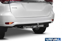 Фаркоп на Toyota Fortuner, кроме TRD (2017-) с нерж.накладкой RIVAL F.5705.002